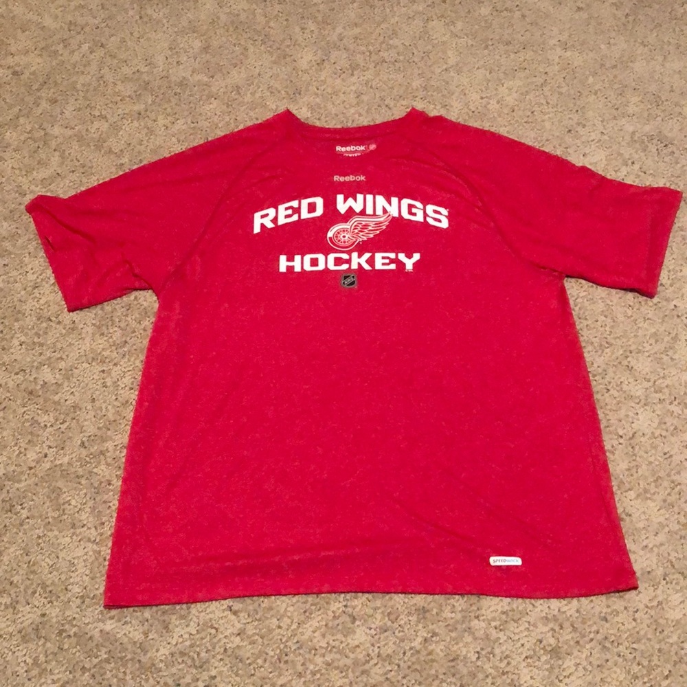 Reebok Detroit Red Wings Hockey shirt